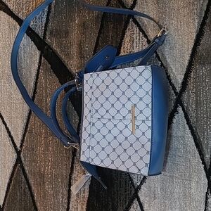 NWOT Steve Madden Logo Crossbody Hand Mini Tote Purse
